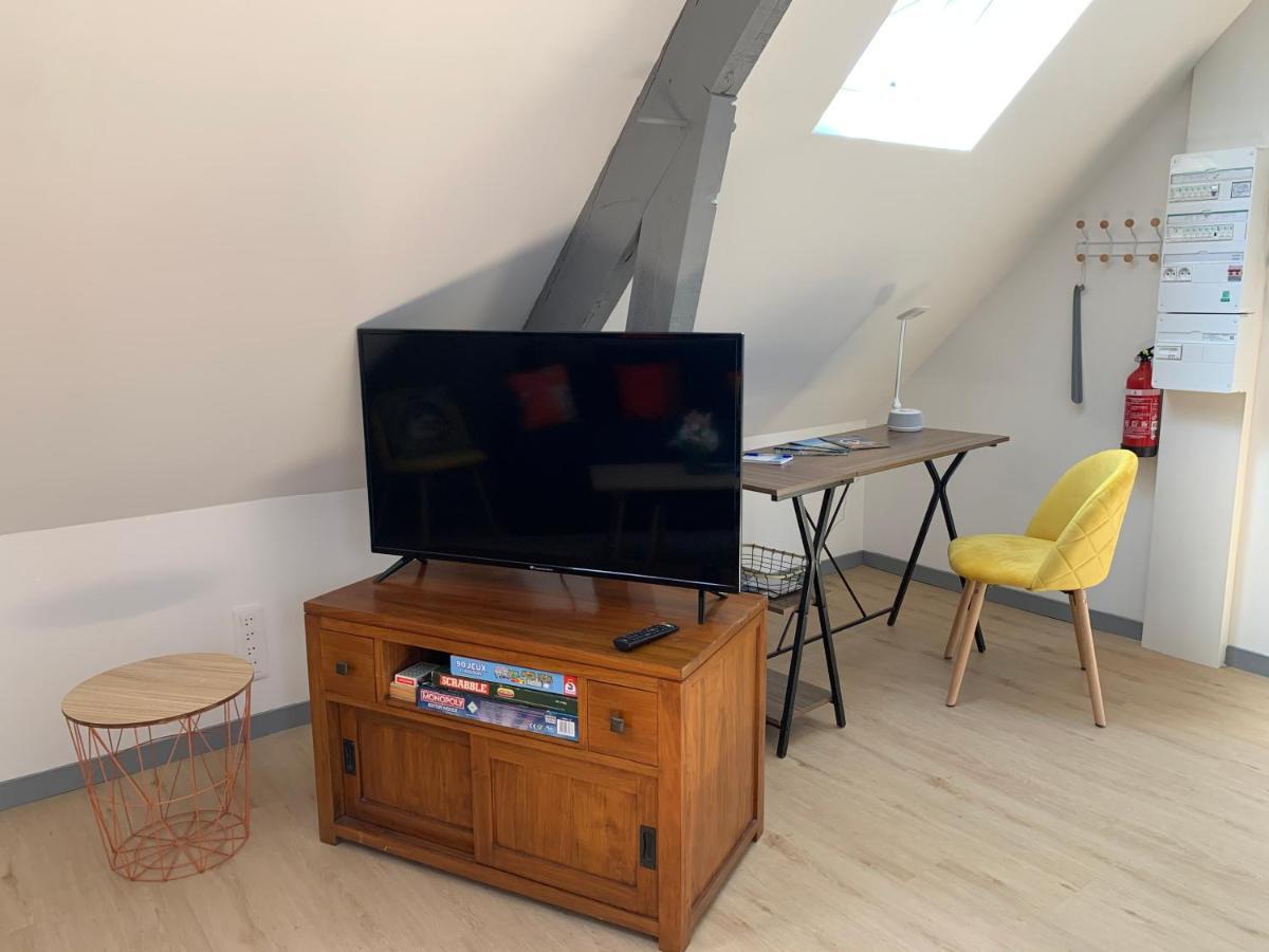 Superlogis - Sous Les Toits - T2- 3Etoiles - Blois-Hypercentre 1 Chambre 4 Personnes Luaran gambar