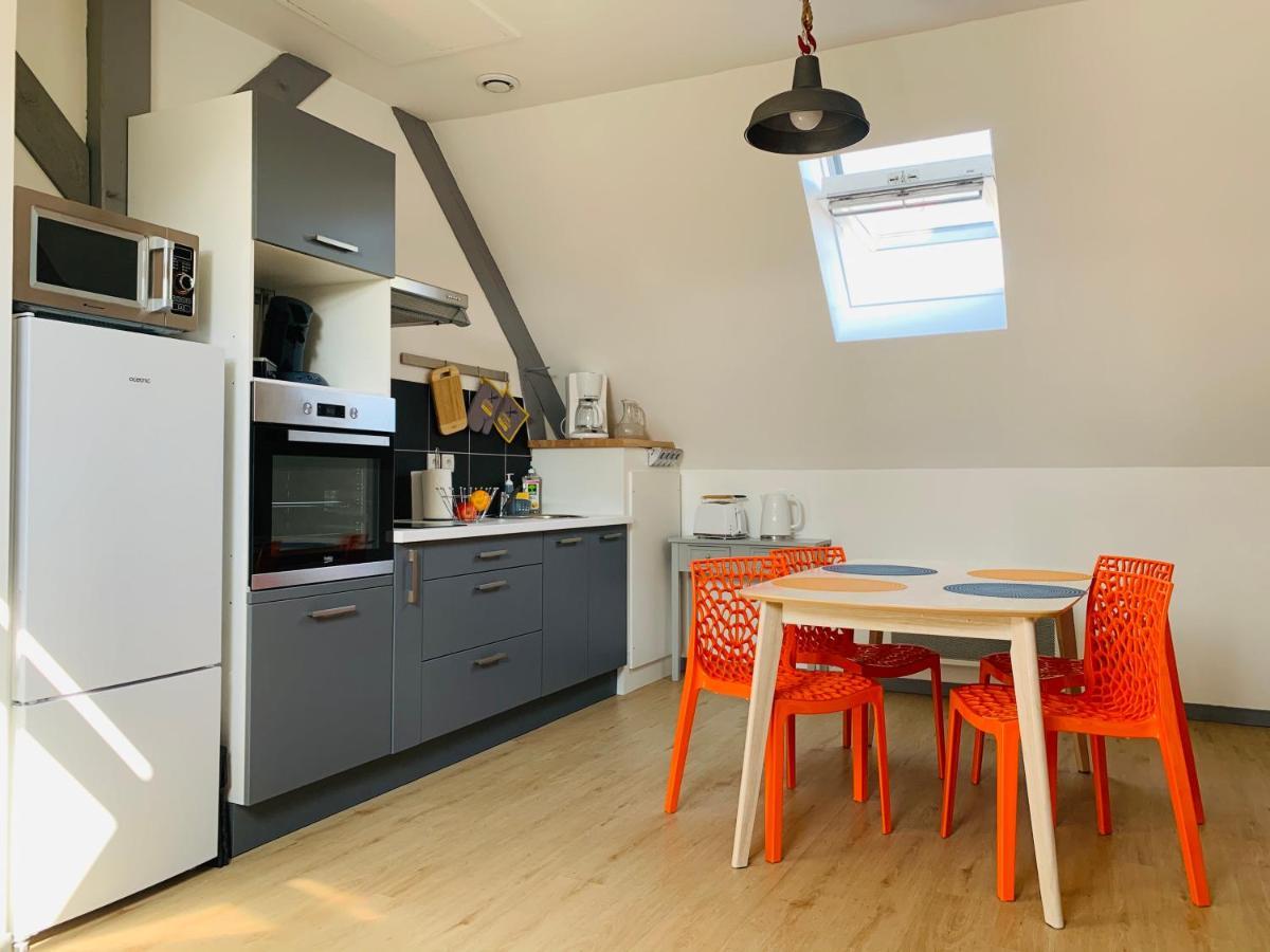Superlogis - Sous Les Toits - T2- 3Etoiles - Blois-Hypercentre 1 Chambre 4 Personnes Luaran gambar